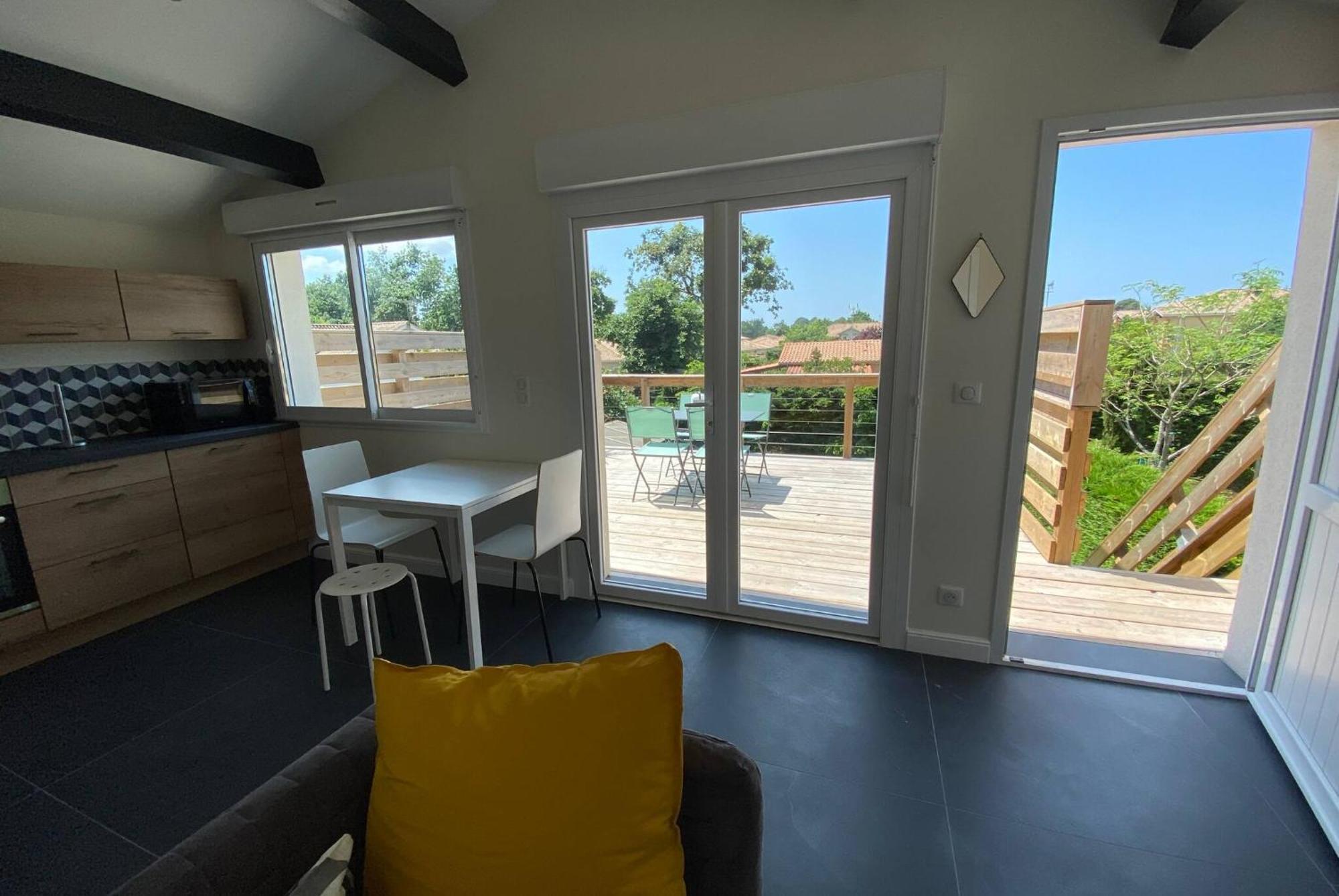 Appartement Des Pignons A Lege Bourg Экстерьер фото