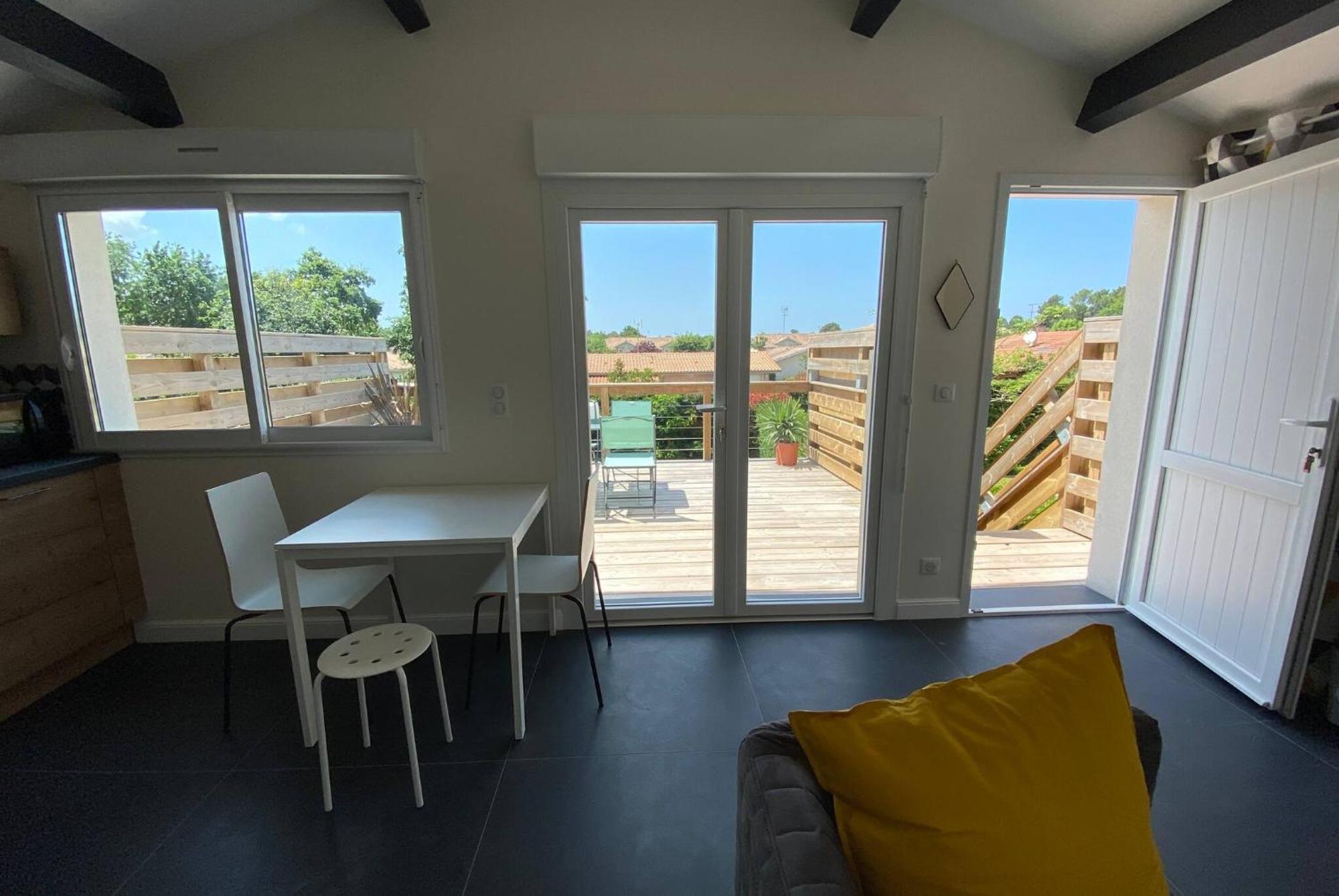 Appartement Des Pignons A Lege Bourg Экстерьер фото