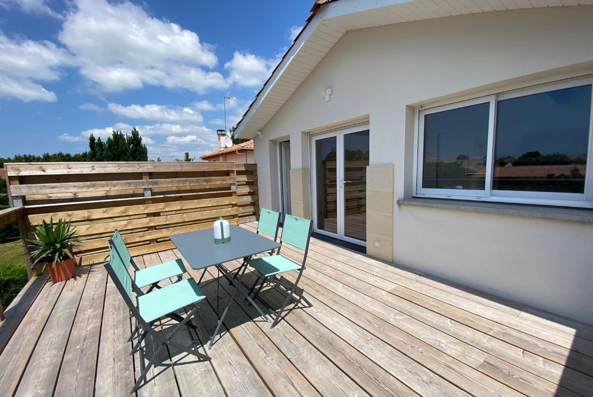 Appartement Des Pignons A Lege Bourg Экстерьер фото