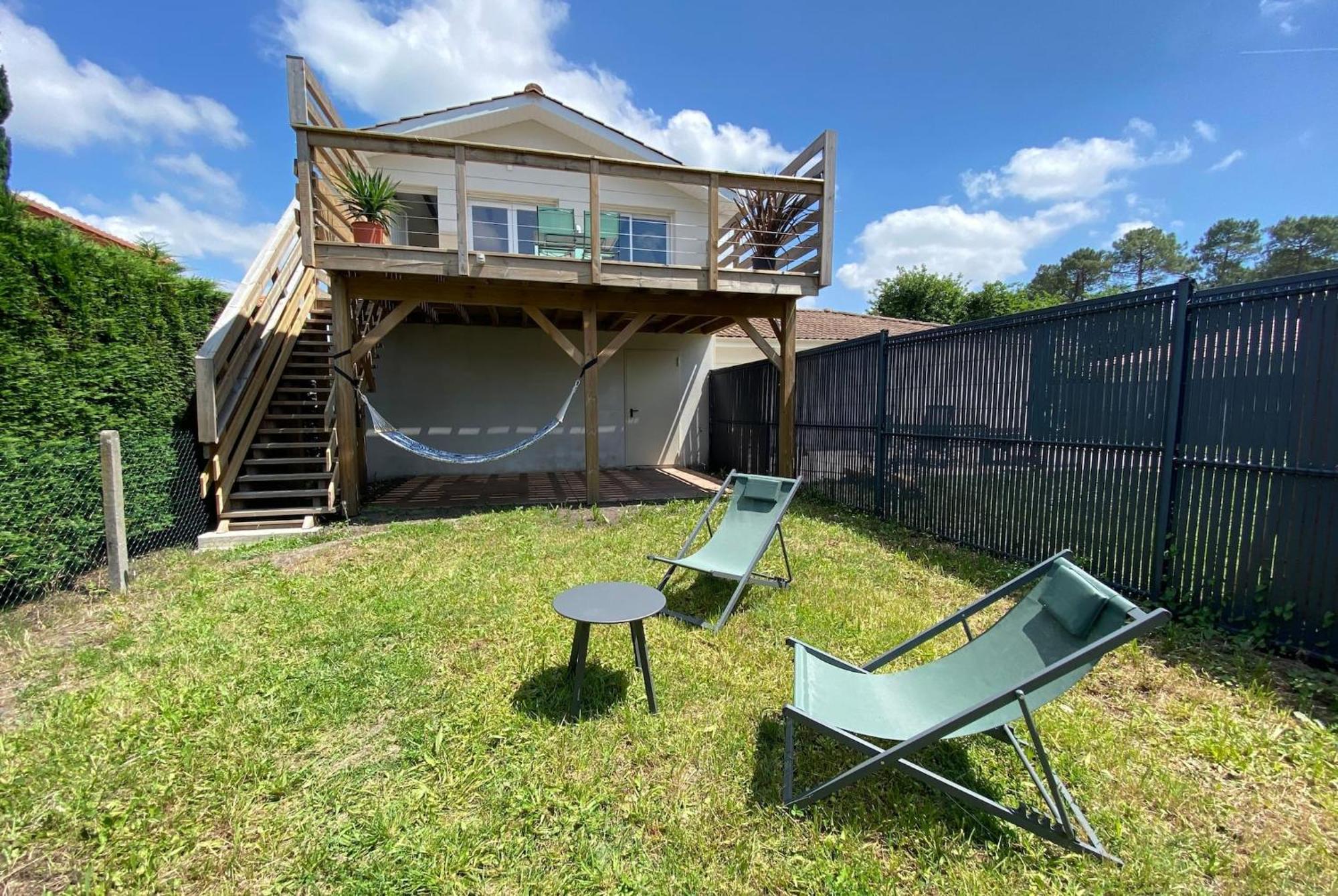 Appartement Des Pignons A Lege Bourg Экстерьер фото